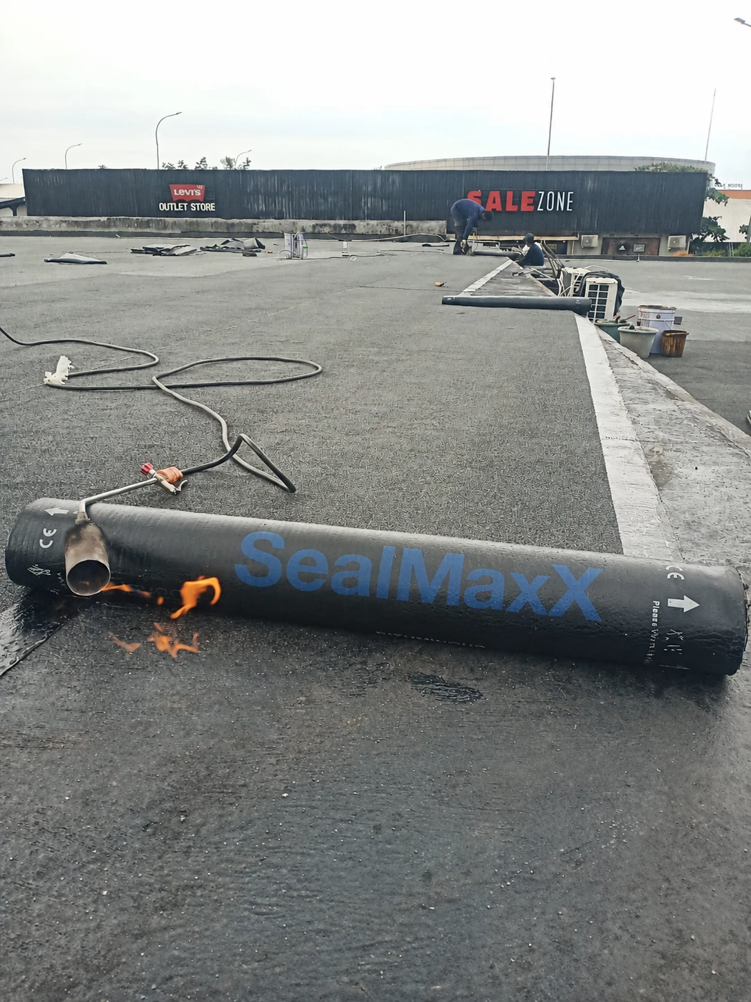 Dokumentasi aplikasi SealMaxX — solusi kebocoran Surya Waterproofing
